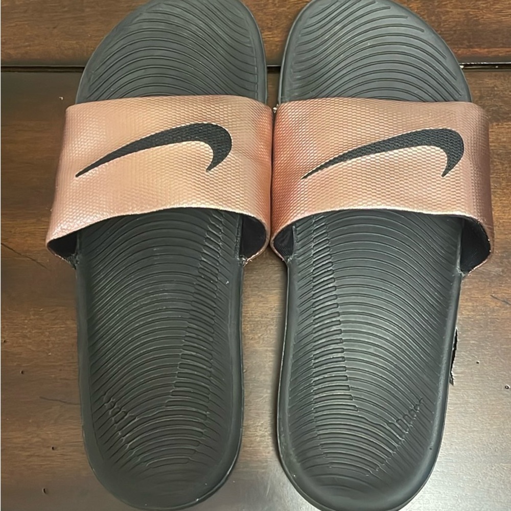 Nike slip ons